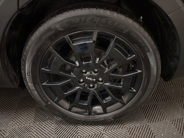 Certified 2022 Kia Telluride SX w/ SX Prestige Package image 30