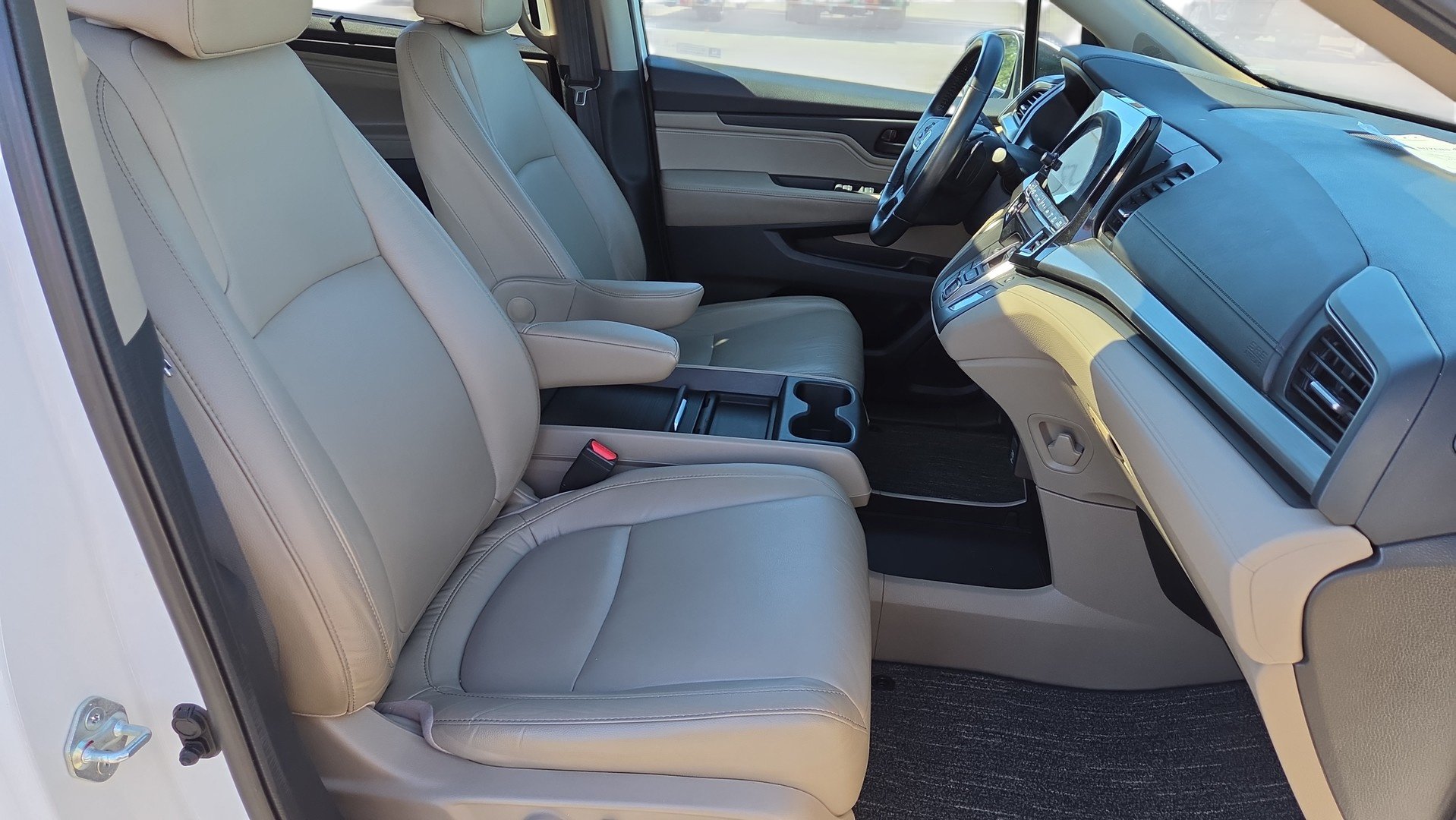 Used 2021 Honda Odyssey EX-L image 31