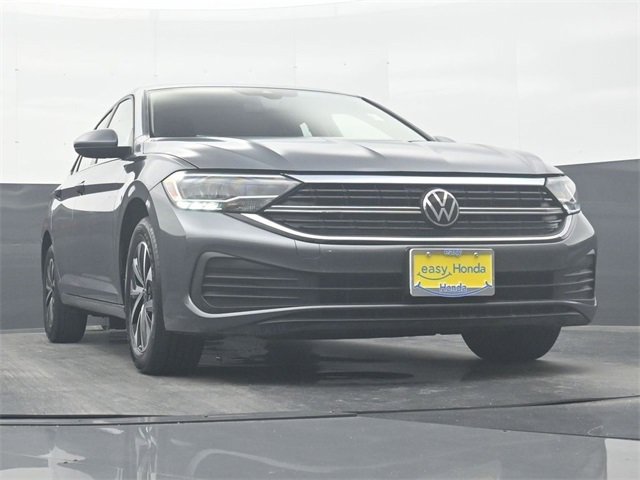 Used 2024 Volkswagen Jetta S image 27