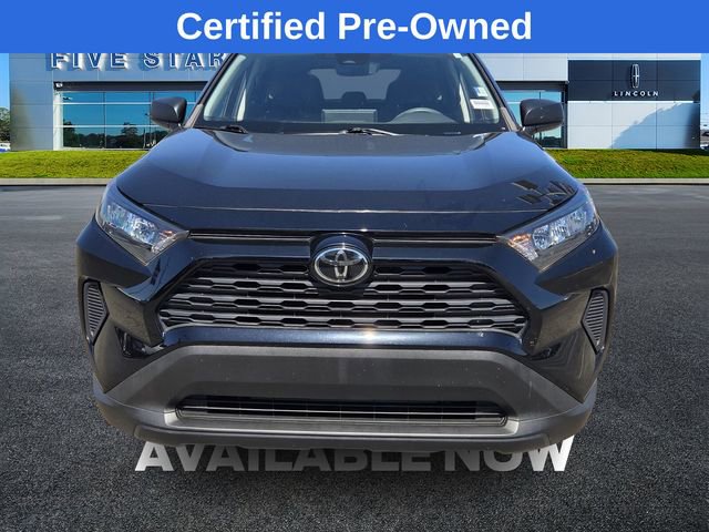 Used 2022 Toyota RAV4 LE image 2