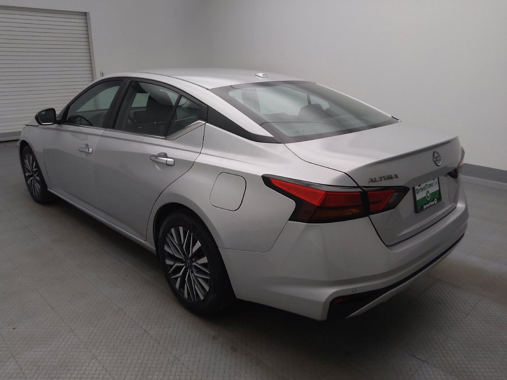 Used 2025 Nissan Altima 2.5 SV FWD image 5