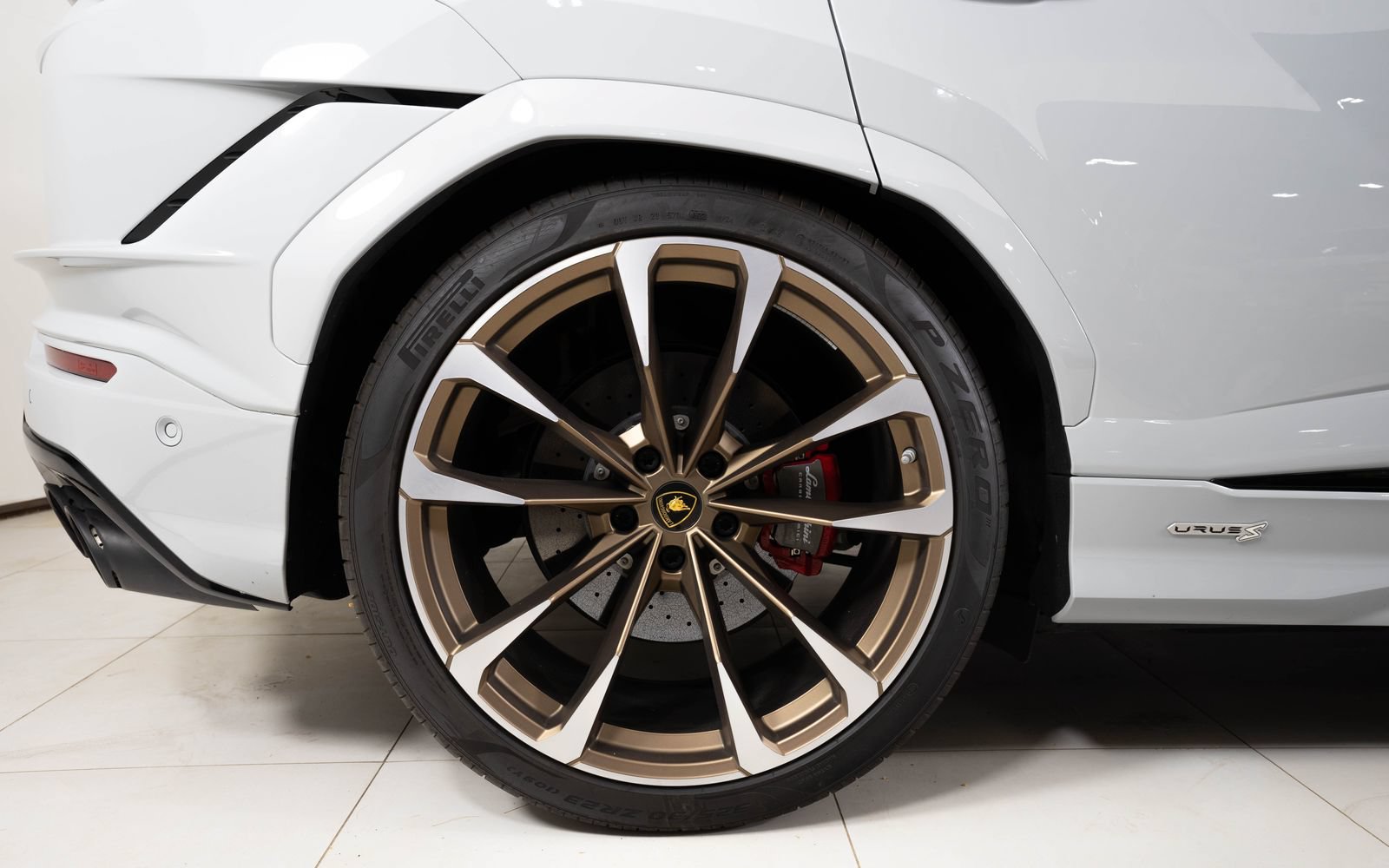 Used 2023 Lamborghini Urus S AWD/4WD image 12