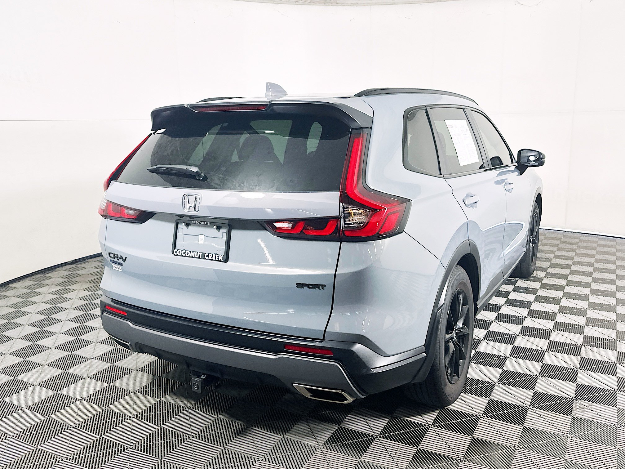 Used 2026 Honda CR-V Sport image 3