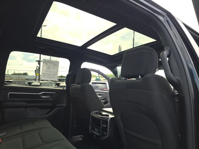 Used 2025 RAM 1500 Big Horn AWD/4WD image 34