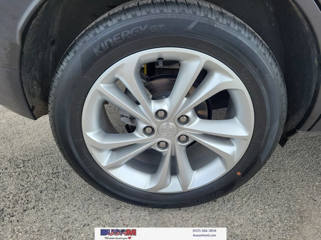Used 2023 Buick Encore GX Preferred w/ Cold Weather Comfort Package FWD image 18