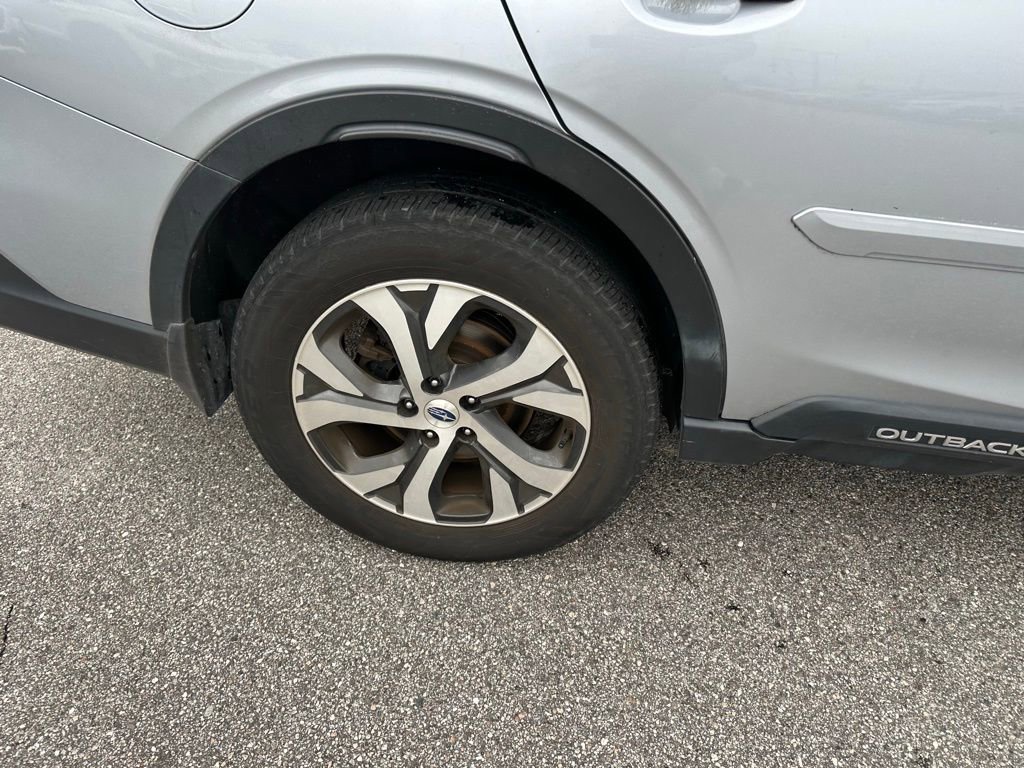 Used 2022 Subaru Outback Limited XT w/ Popular Package #2 image 5