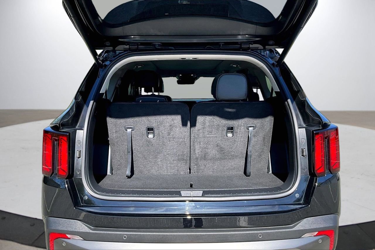 Used 2025 Kia Sorento X-Line EX image 27