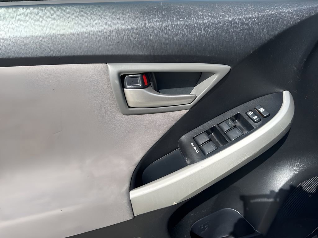 Used 2014 Toyota Prius Three FWD image 25