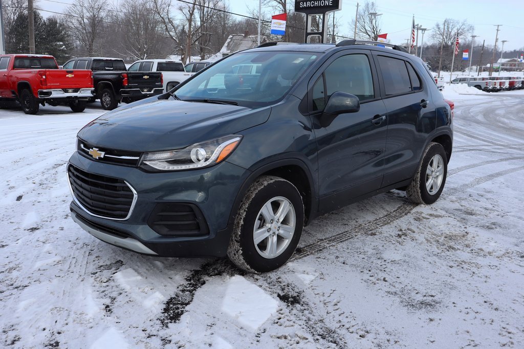 Used 2022 Chevrolet Trax LT w/ LT Convenience Package image 28