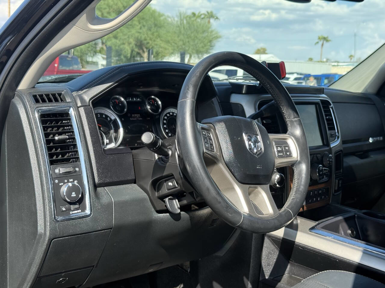 Used 2015 RAM 3500 Laramie image 18