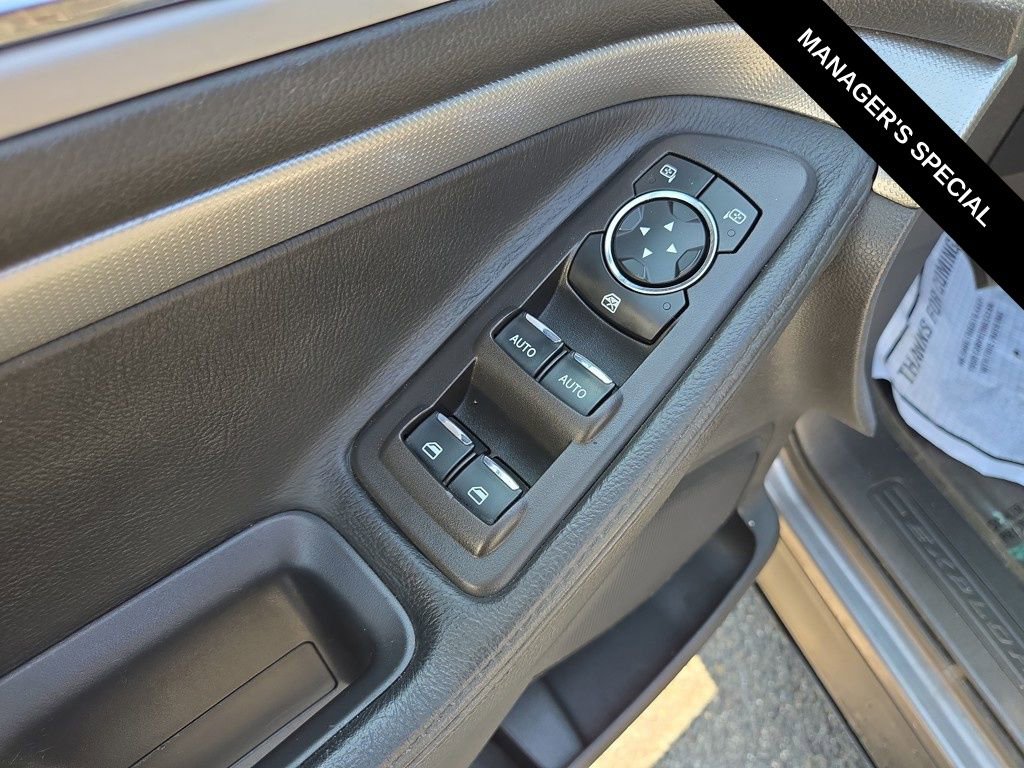 Used 2014 Ford Explorer XLT w/ Equipment Group 202A image 12