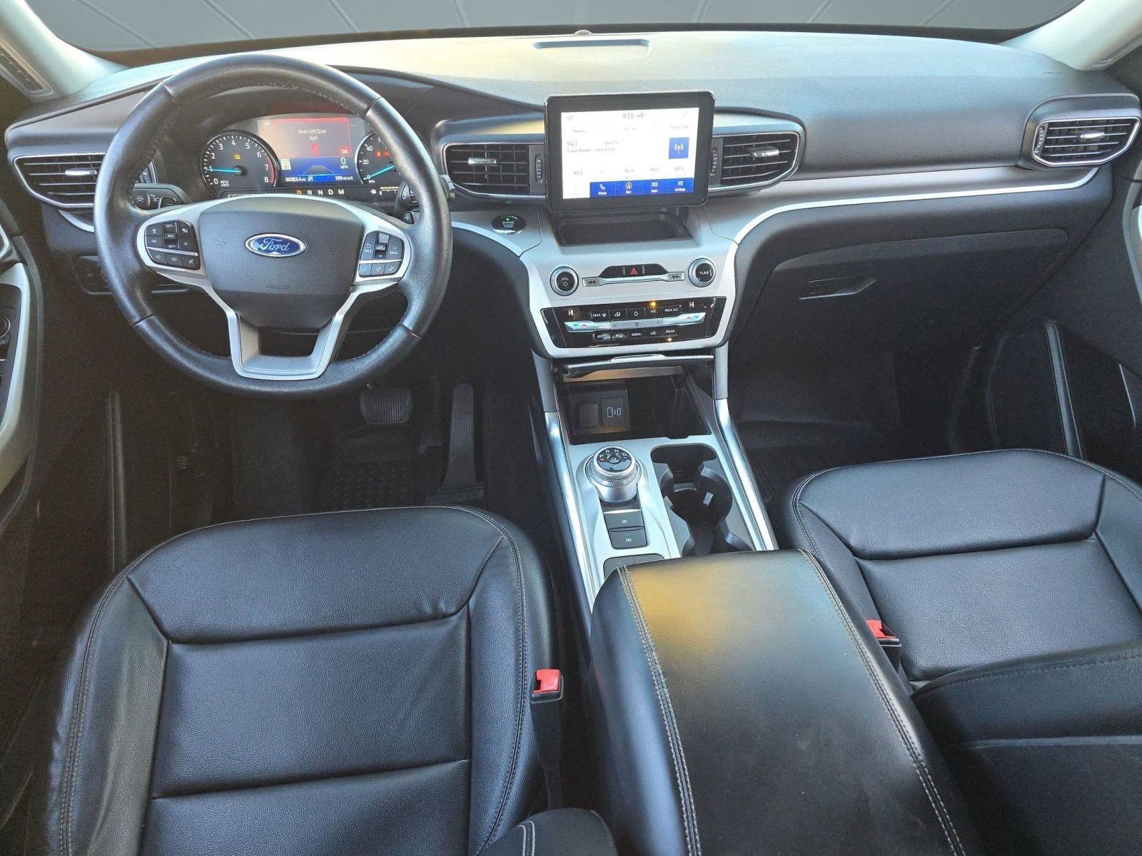 Used 2020 Ford Explorer XLT w/ Equipment Group 202A image 14