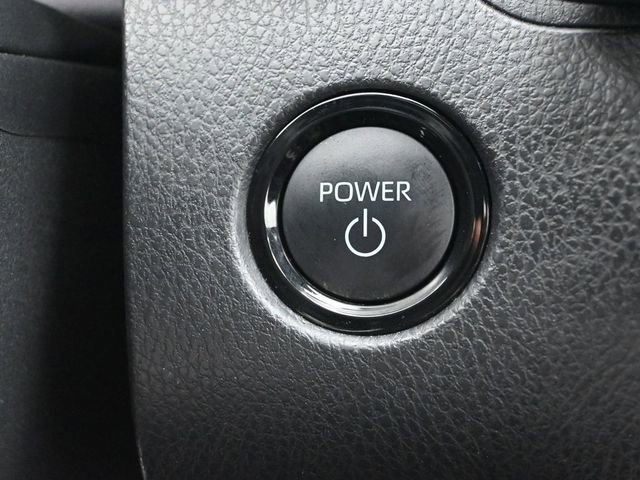 Used 2025 Toyota Camry LE image 17