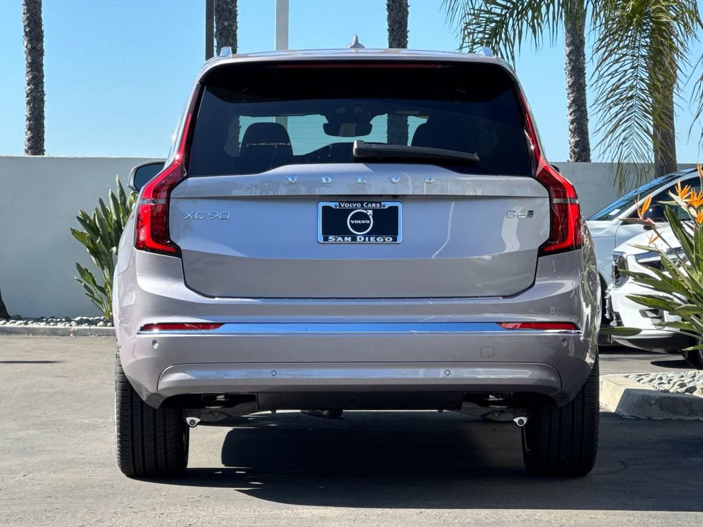 New 2026 Volvo XC90 B6 Plus w/ Protection Package Premier image 4