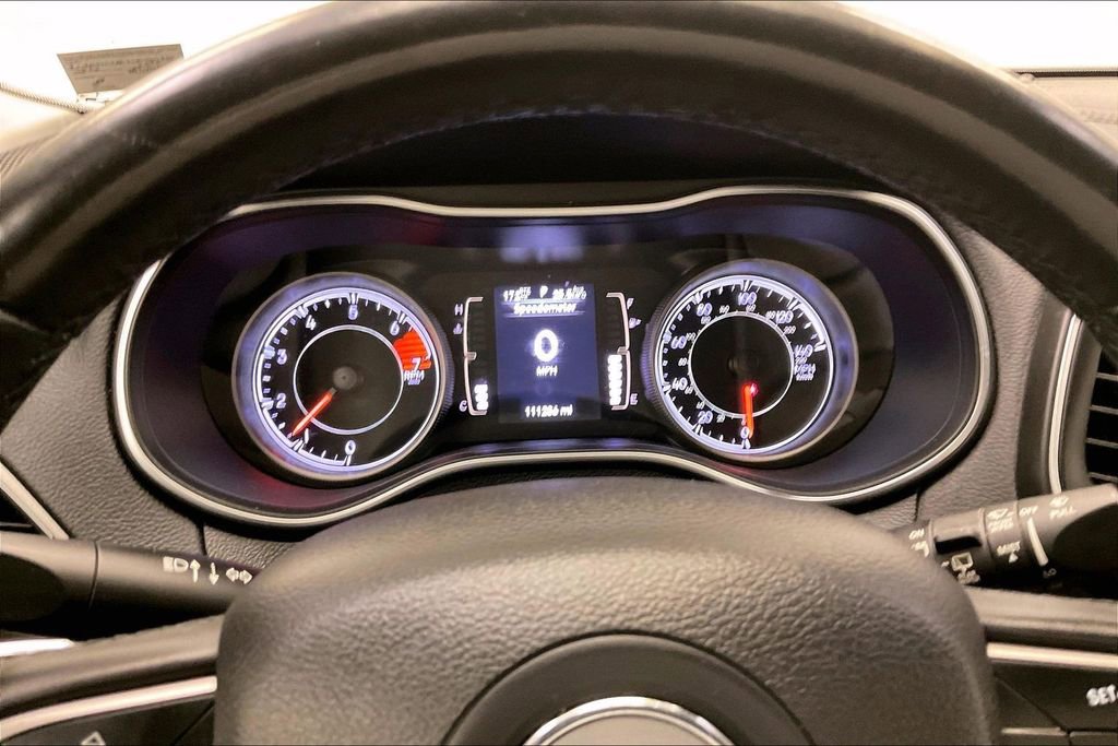 Used 2020 Jeep Cherokee Latitude w/ Cold Weather Group image 19