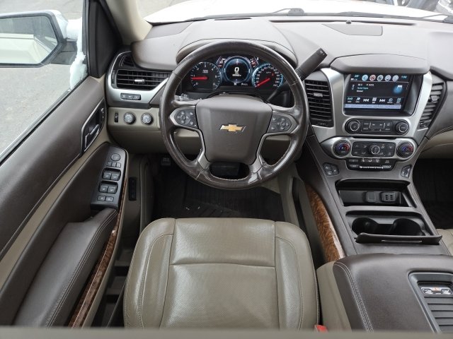 Used 2019 Chevrolet Suburban Premier image 19