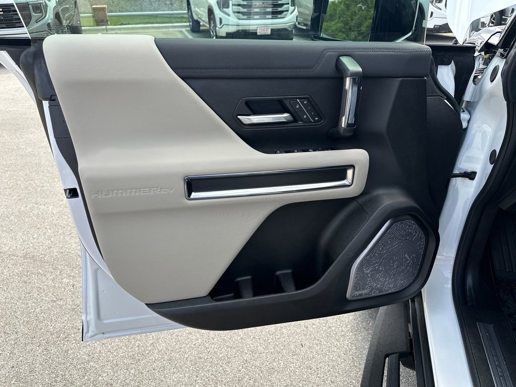 Used 2026 GMC Hummer EV 4x4 Crew Cab image 17