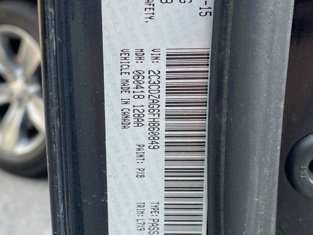 Used 2015 Dodge Challenger SXT RWD image 17