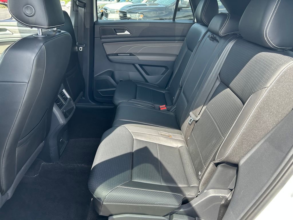 Used 2022 Volkswagen Atlas Cross Sport SE FWD image 23