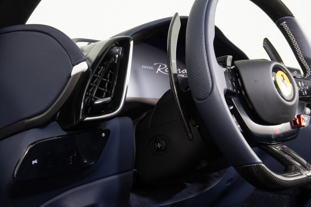 Used 2025 Ferrari Roma Spider image 33