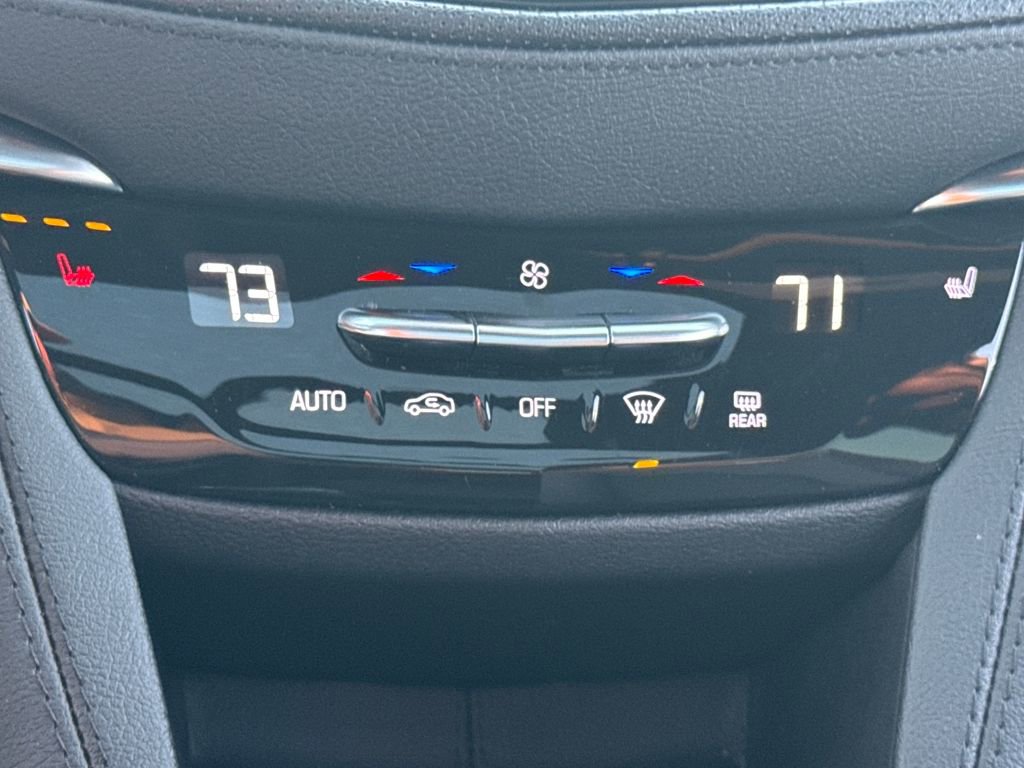 Certified 2025 Cadillac XT5 Premium Luxury image 25