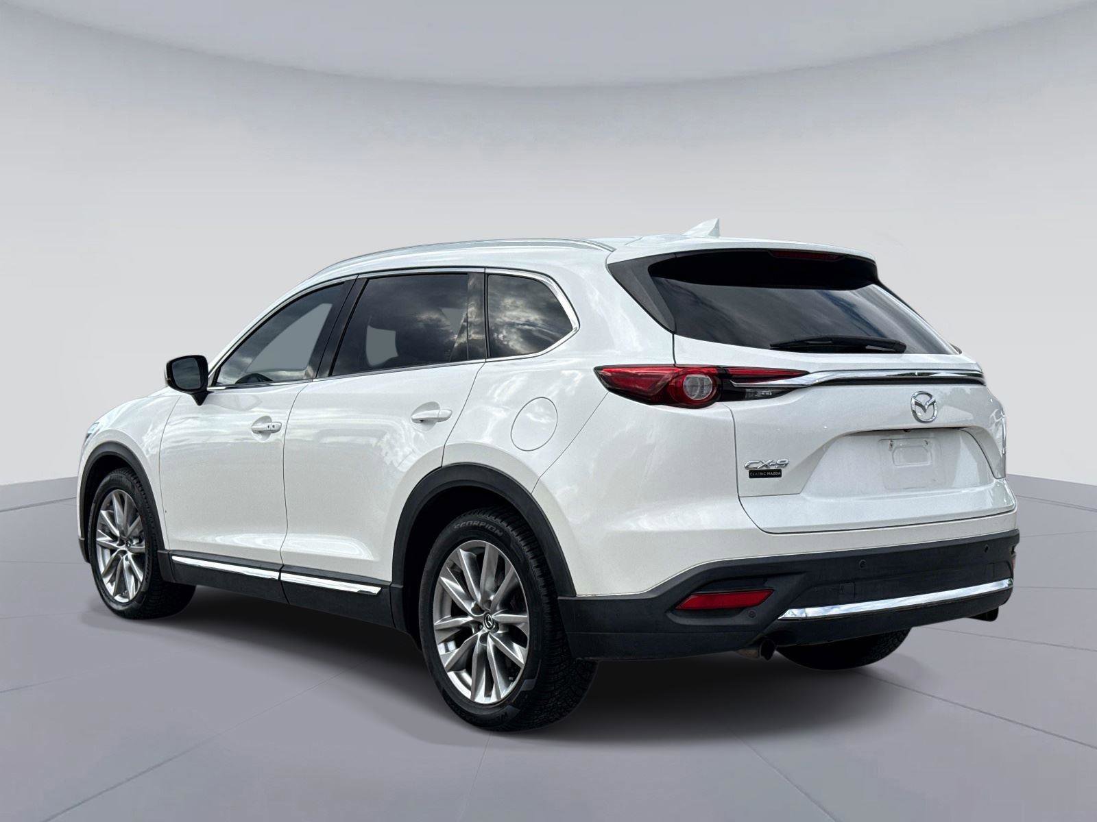 Used 2017 MAZDA CX-9 Grand Touring FWD image 5