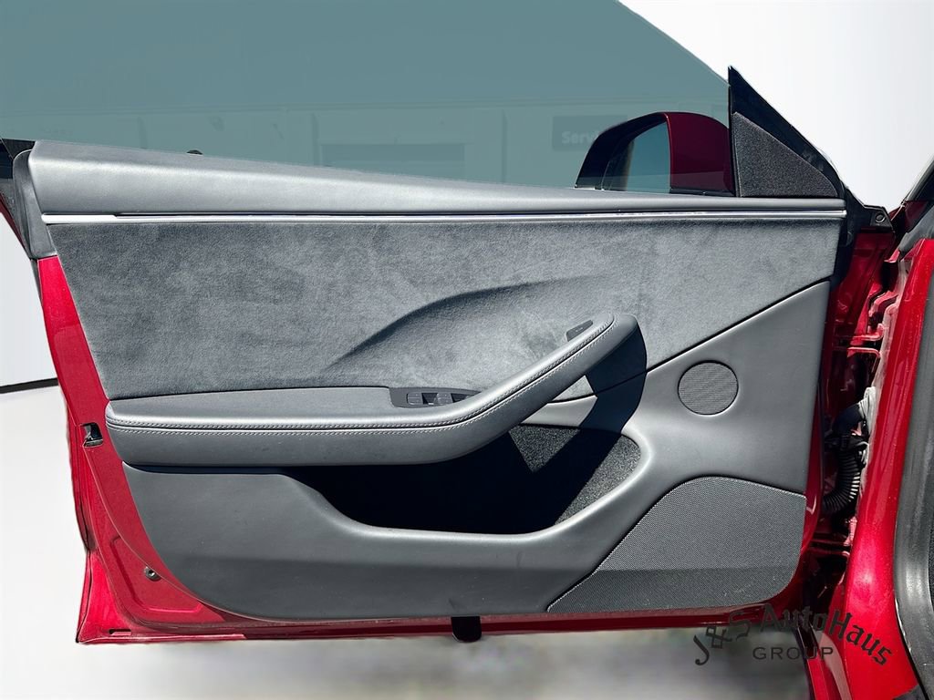 Used 2024 Tesla Model 3 Performance image 23