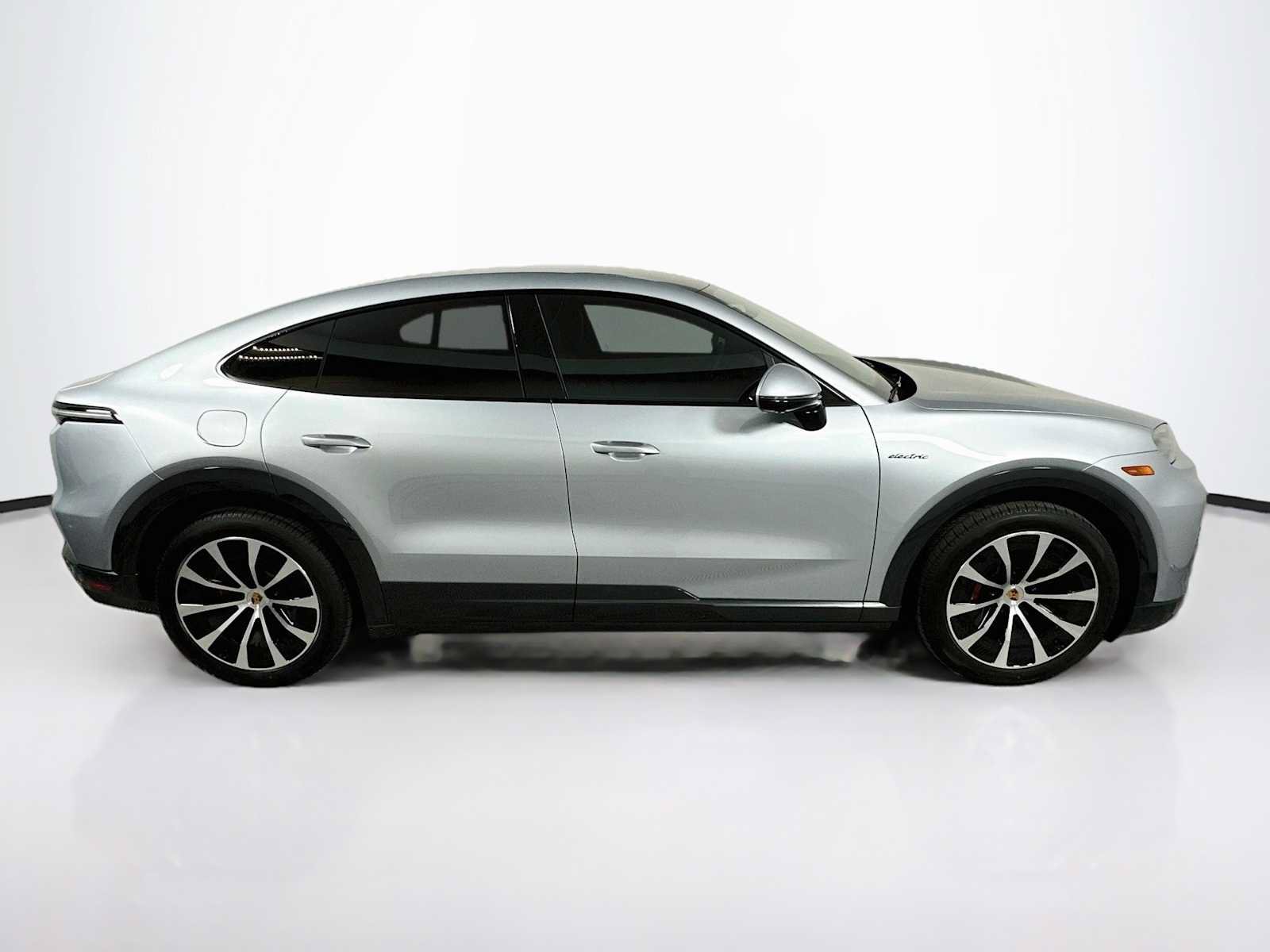 New 2026 Porsche Cayenne S AWD/4WD image 8