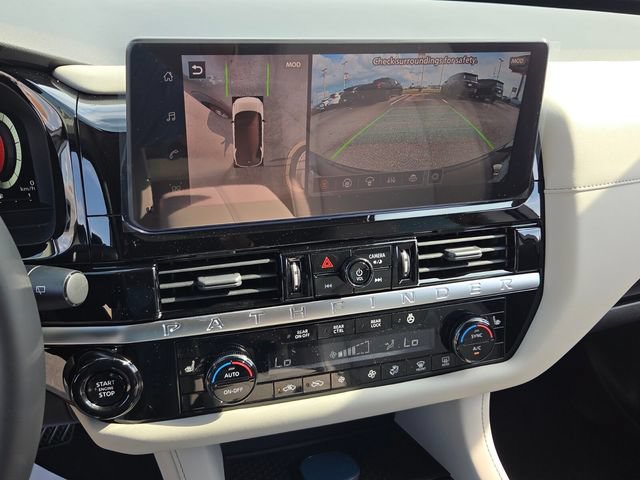 New 2026 Nissan Pathfinder SL FWD image 18