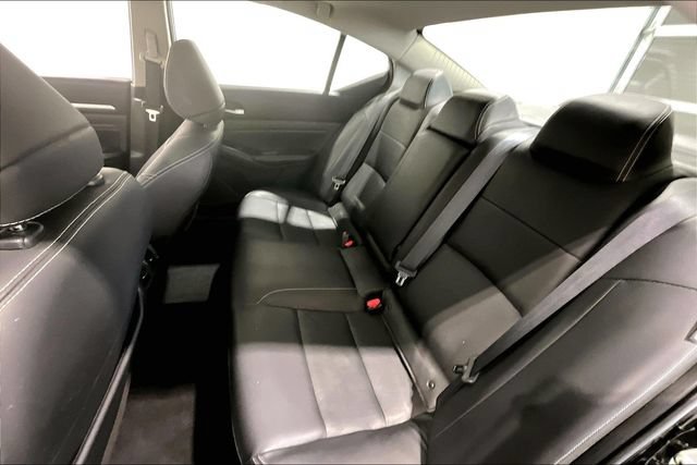 Used 2022 Nissan Altima 2.5 Platinum AWD/4WD image 29