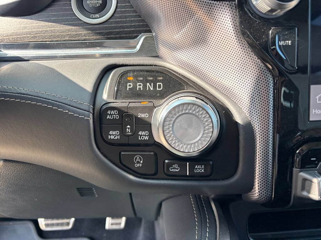 Used 2024 RAM 1500 Limited AWD/4WD image 15