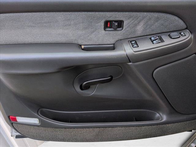 Used 2003 Chevrolet Silverado 1500 LS RWD image 10