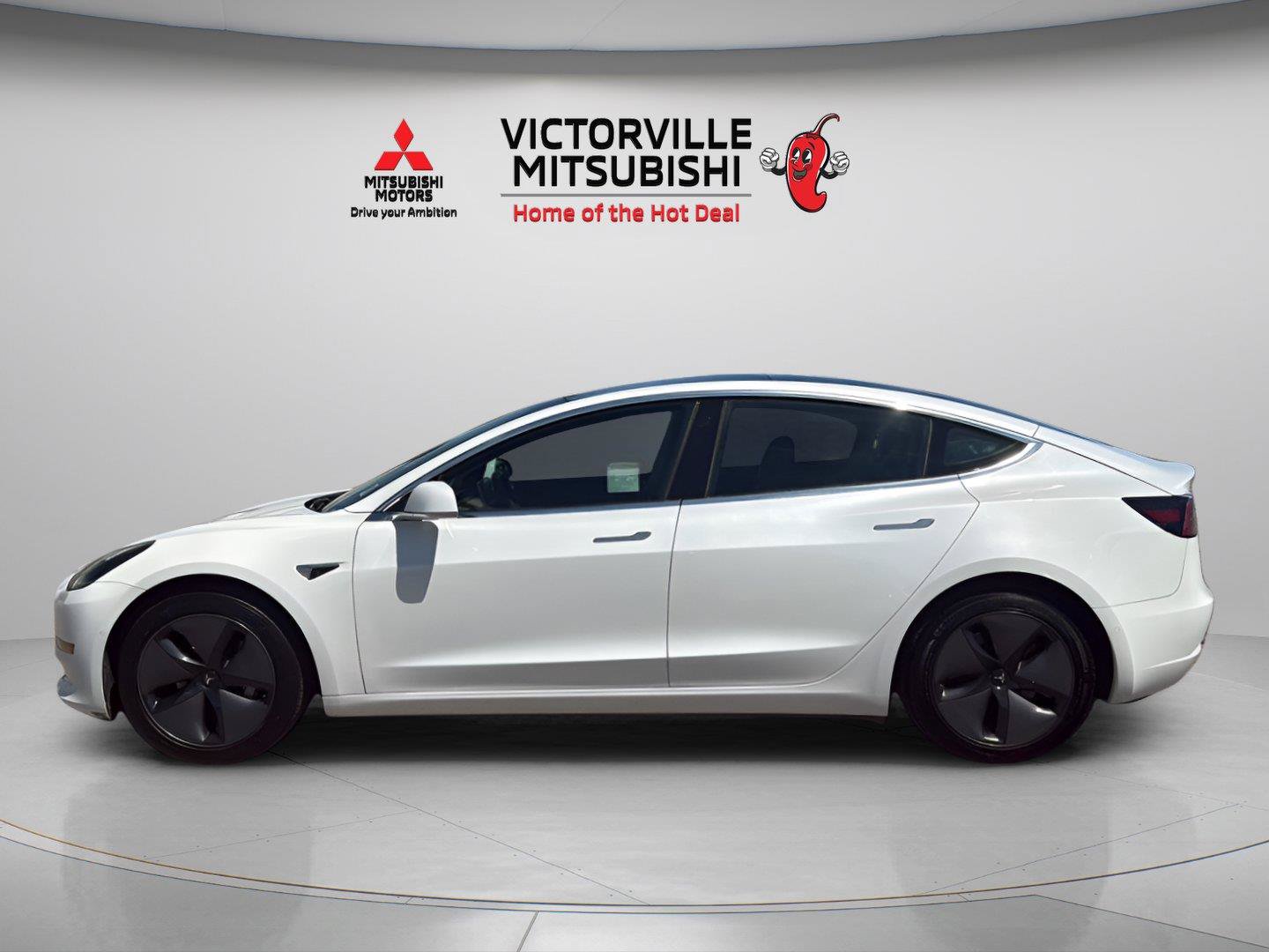 Used 2019 Tesla Model 3 Mid Range RWD image 4