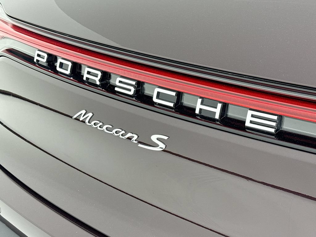 New 2026 Porsche Macan S AWD/4WD image 36