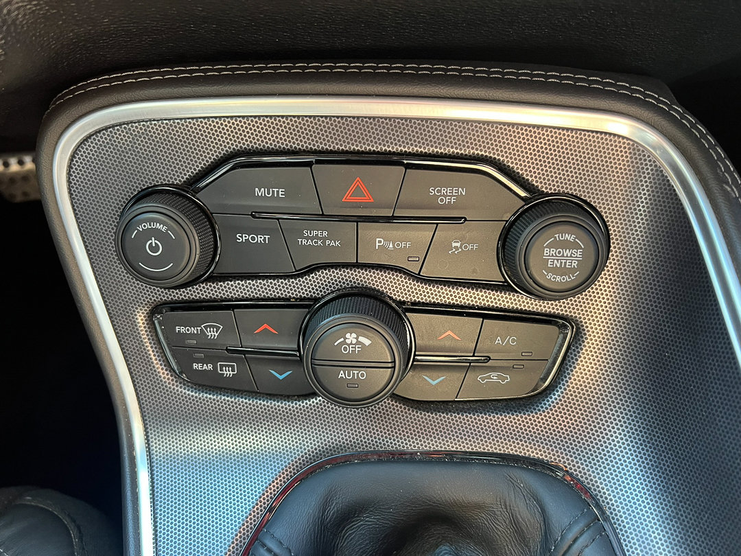 Used 2018 Dodge Challenger T/A image 19