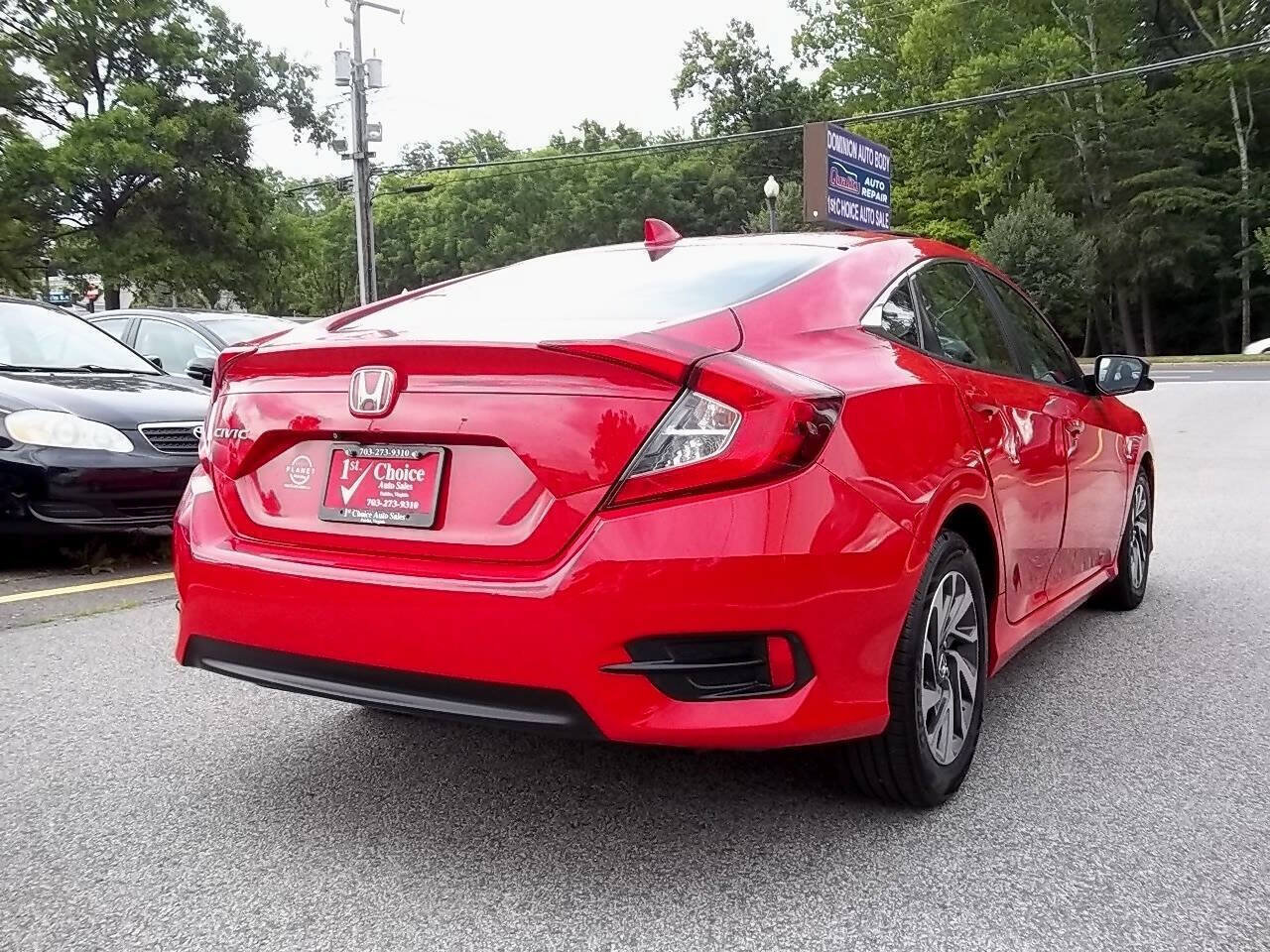 Used 2017 Honda Civic EX image 3