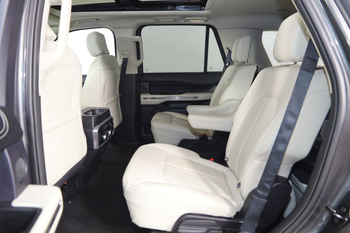 Used 2020 Ford Expedition Platinum AWD/4WD image 52