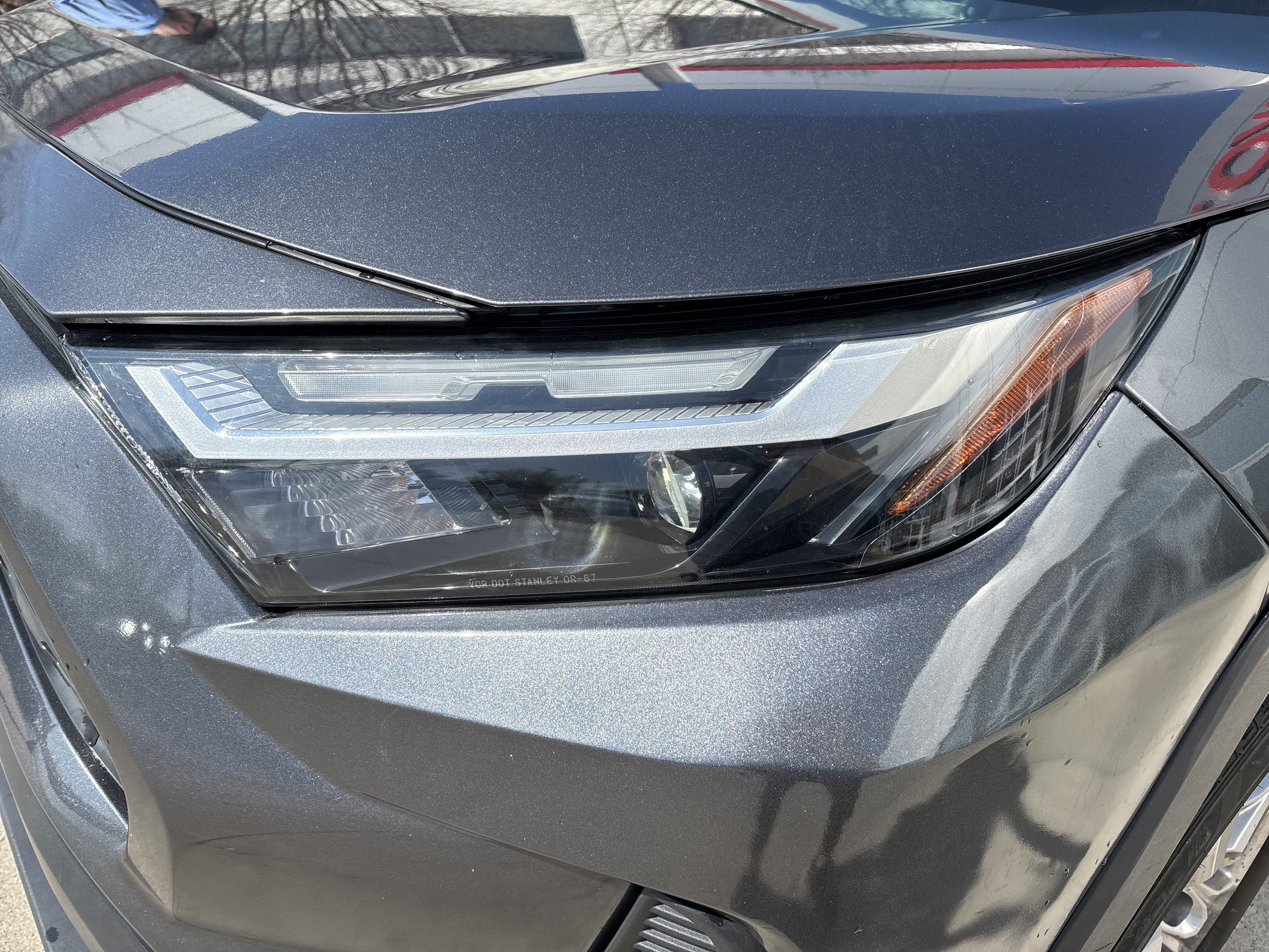 Used 2022 Toyota RAV4 XLE w/ Convenience Package AWD/4WD image 11