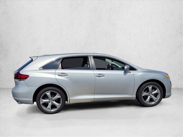 Used 2013 Toyota Venza XLE w/ XLE Premium Pkg FWD image 4