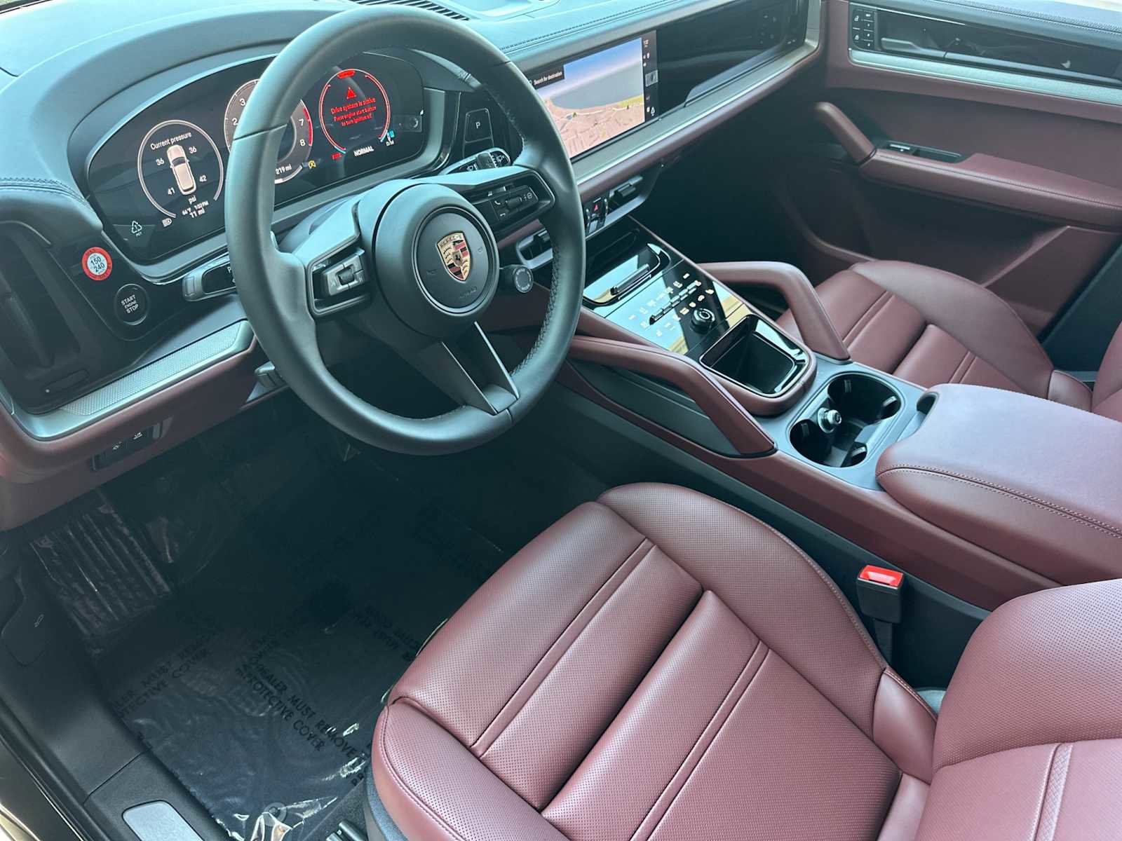 New 2025 Porsche Cayenne image 4