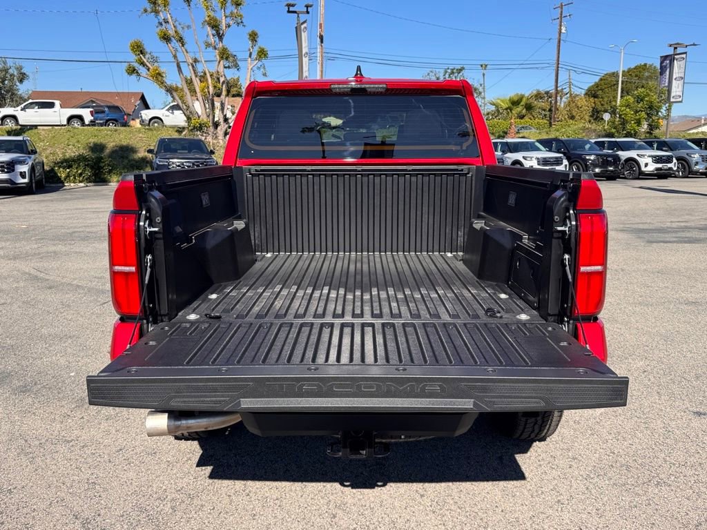 Used 2025 Toyota Tacoma TRD Off-Road AWD/4WD image 13