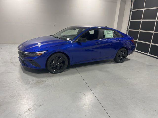 New 2026 Hyundai Elantra Sport image 3