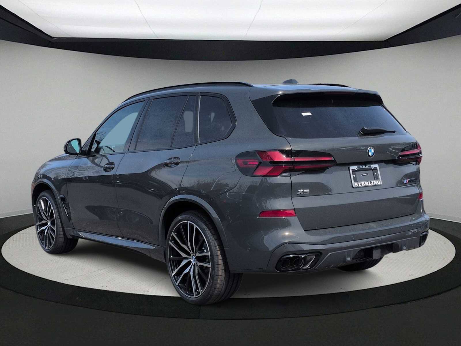 New 2026 BMW X5 M60i image 5