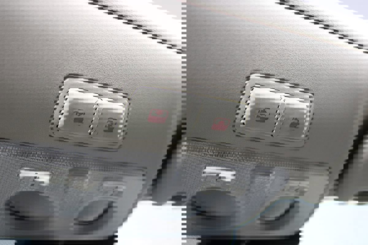 Used 2019 FIAT 500 Lounge image 24