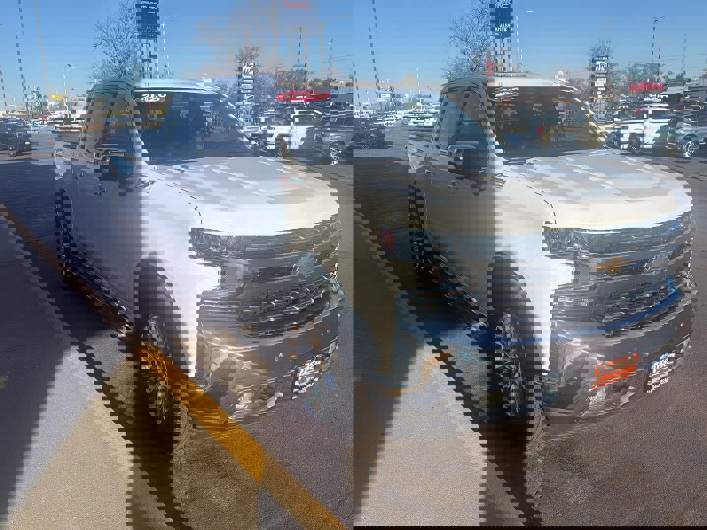 Used 2020 Chevrolet Silverado 1500 LTZ w/ LTZ Premium Package image 9