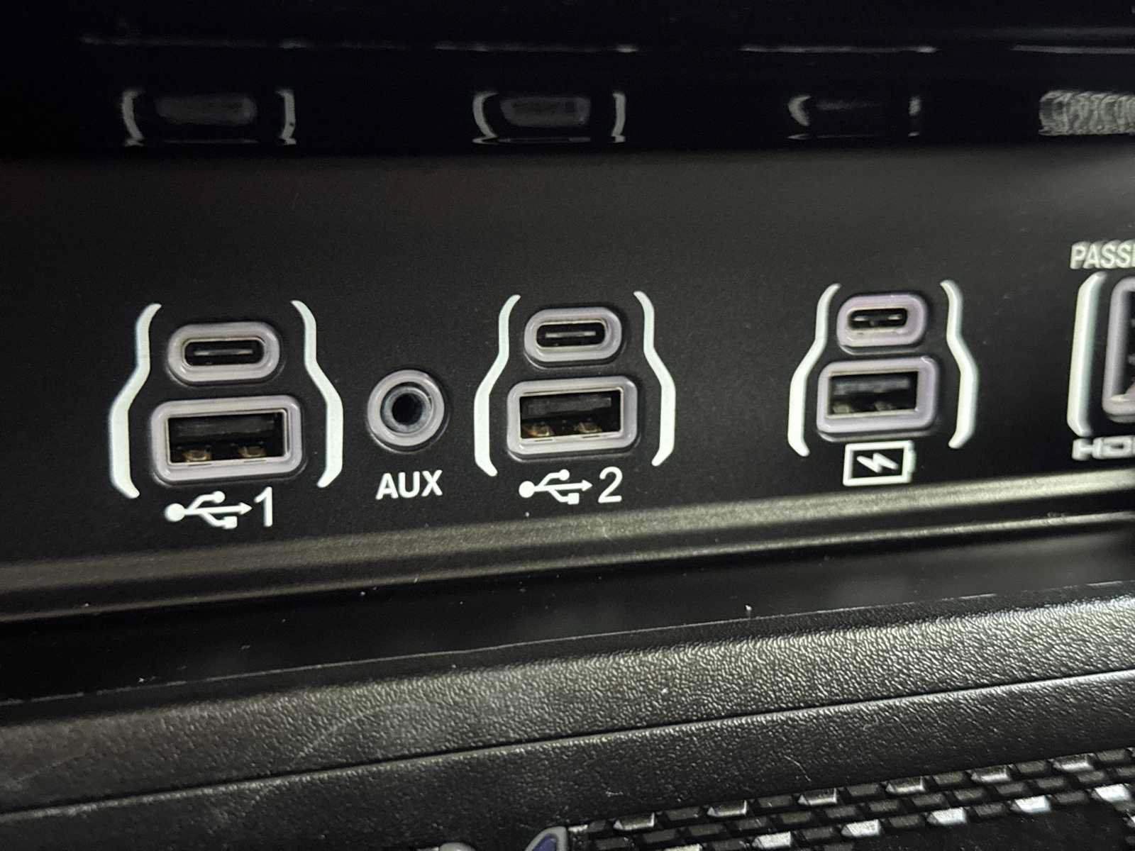 Used 2025 RAM 3500 Longhorn AWD/4WD image 28