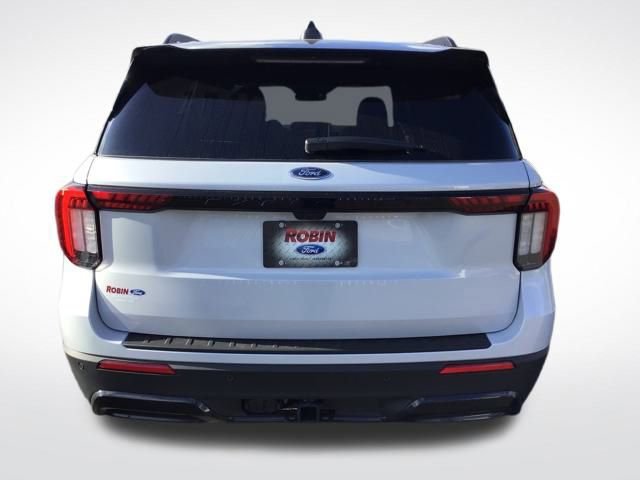 New 2026 Ford Explorer ST-Line w/ ST-Line Street Pack RWD image 4