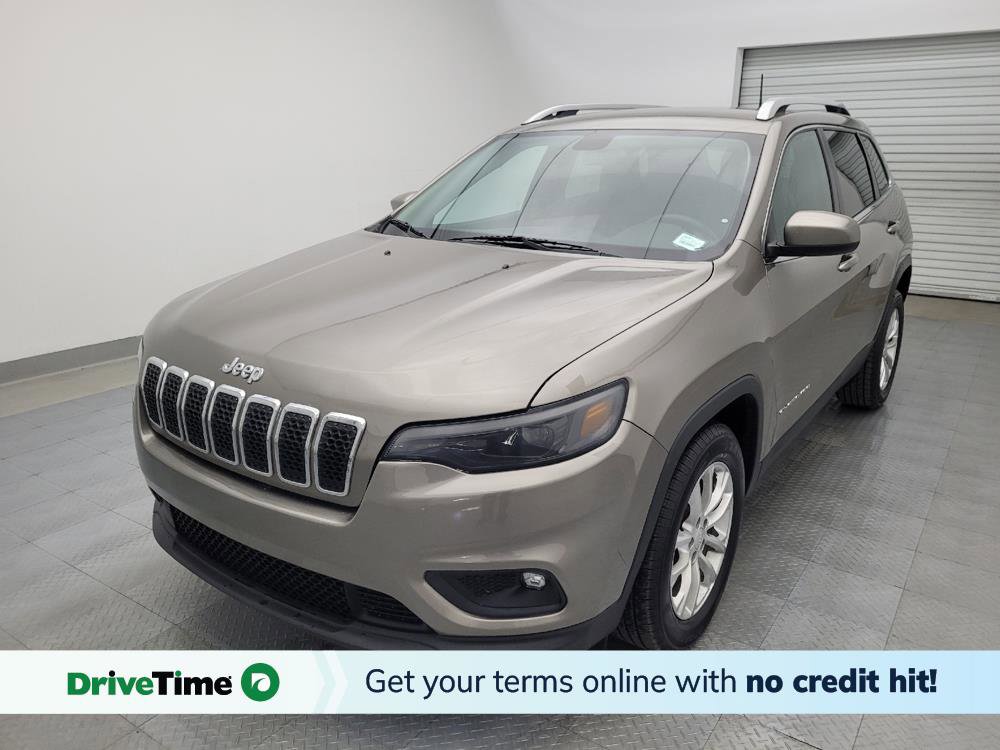 Used 2019 Jeep Cherokee Latitude w/ Popular Appearance Group