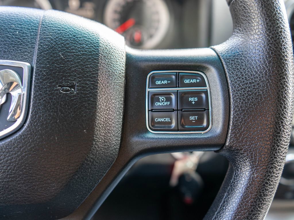 Used 2017 RAM 1500 Classic SLT image 18