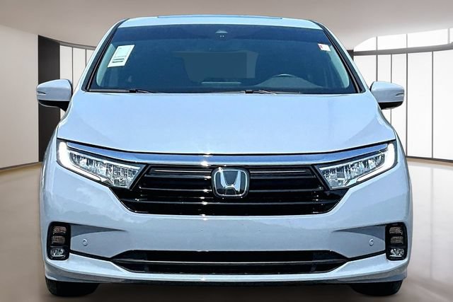 Used 2024 Honda Odyssey Elite image 2